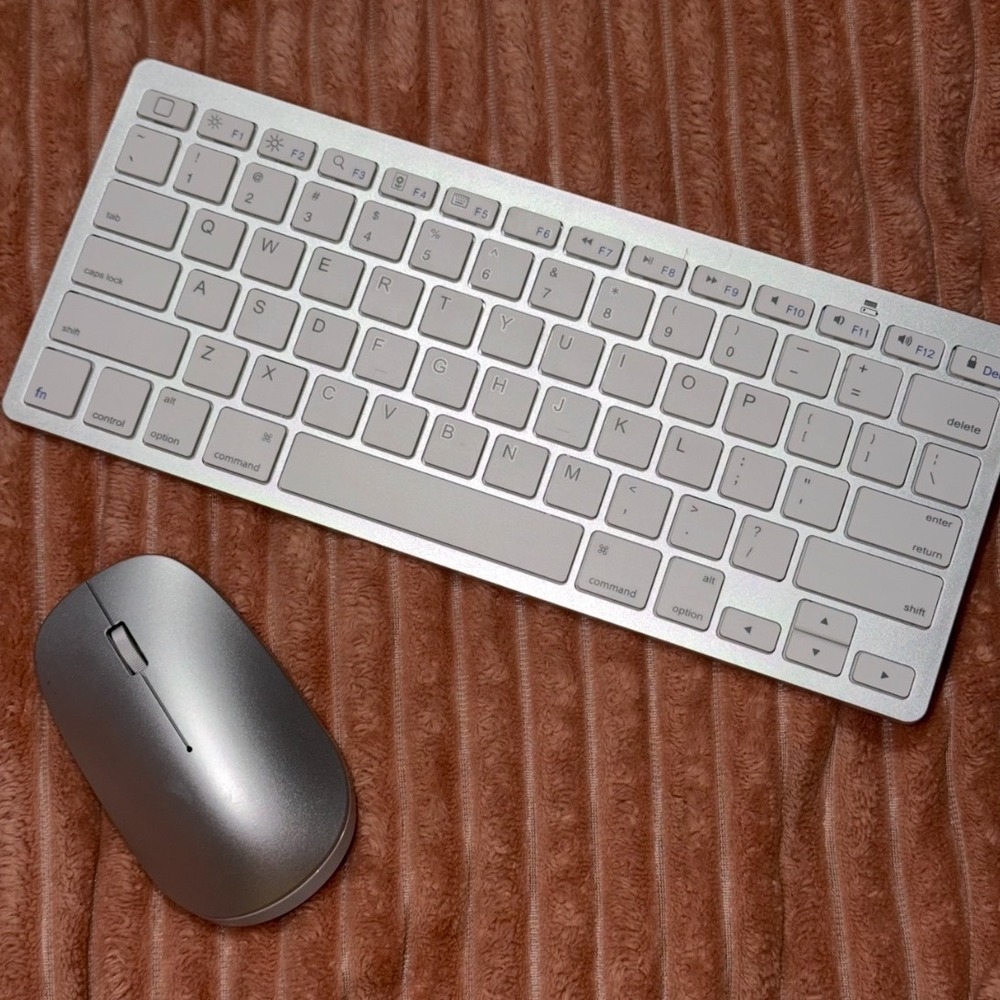 Wireless Bluetooth Keyboard and Mouse for iPad Air Pro Mini Silver A16